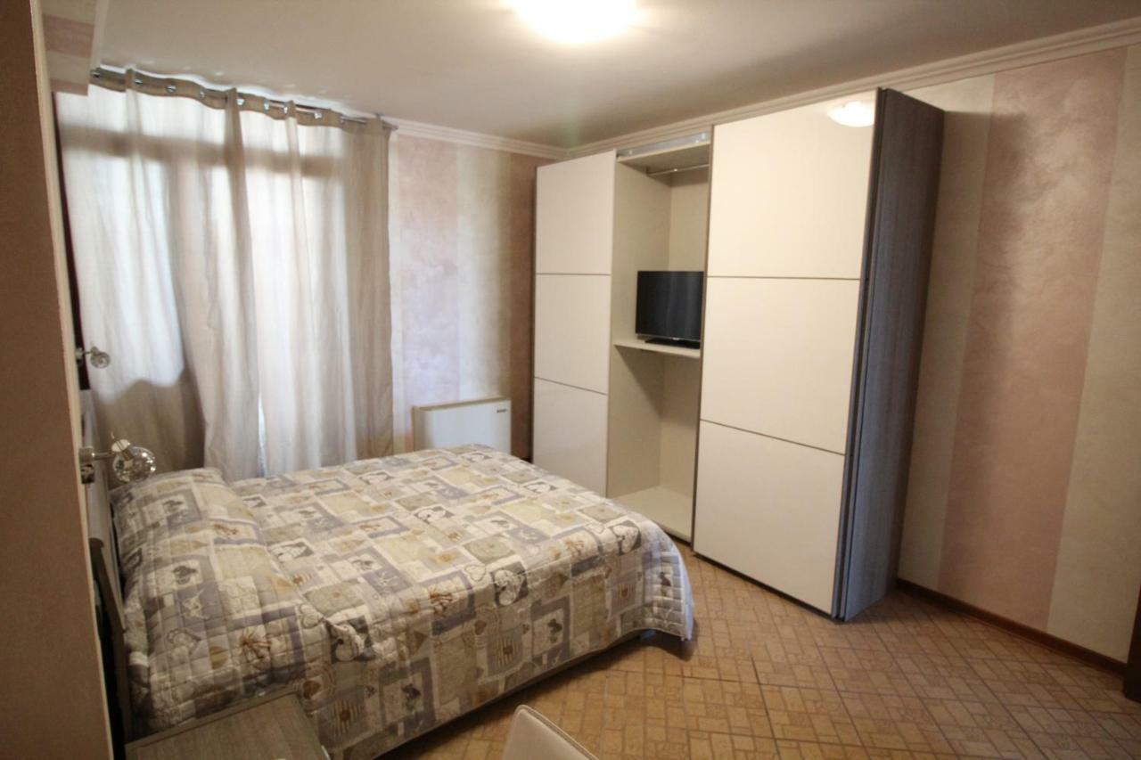 Aparthotel Del Prado Riva Ligure Exterior foto