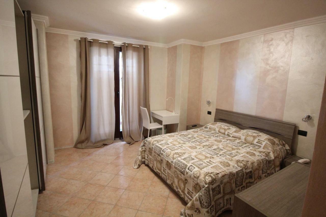 Aparthotel Del Prado Riva Ligure Exterior foto