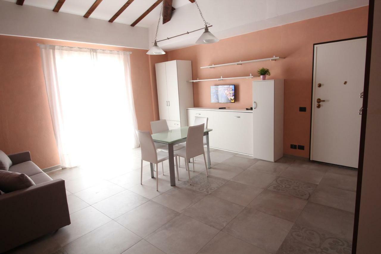 Aparthotel Del Prado Riva Ligure Exterior foto