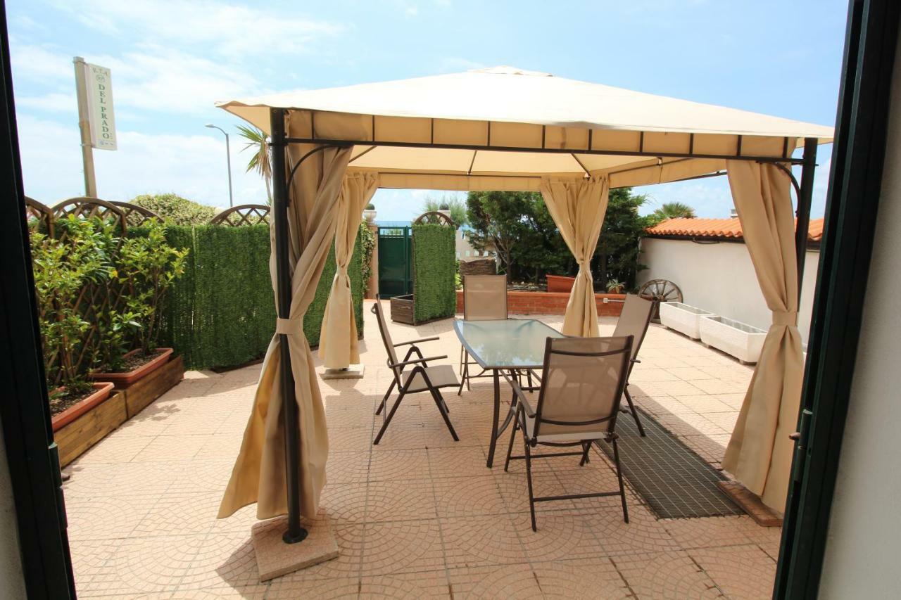 Aparthotel Del Prado Riva Ligure Exterior foto