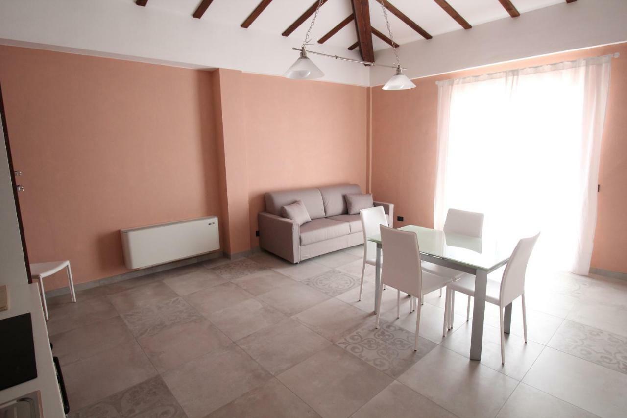 Aparthotel Del Prado Riva Ligure Exterior foto