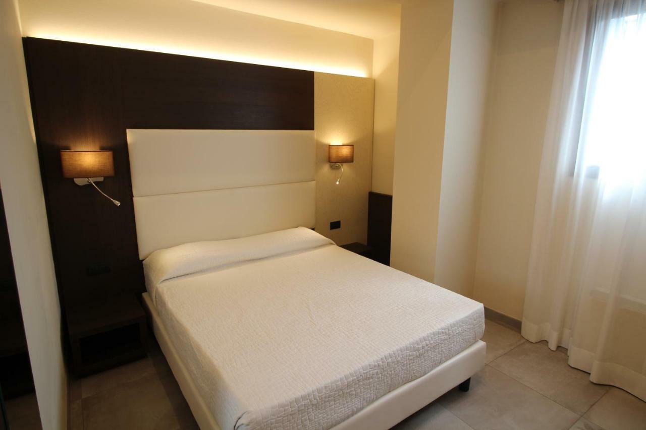Aparthotel Del Prado Riva Ligure Exterior foto