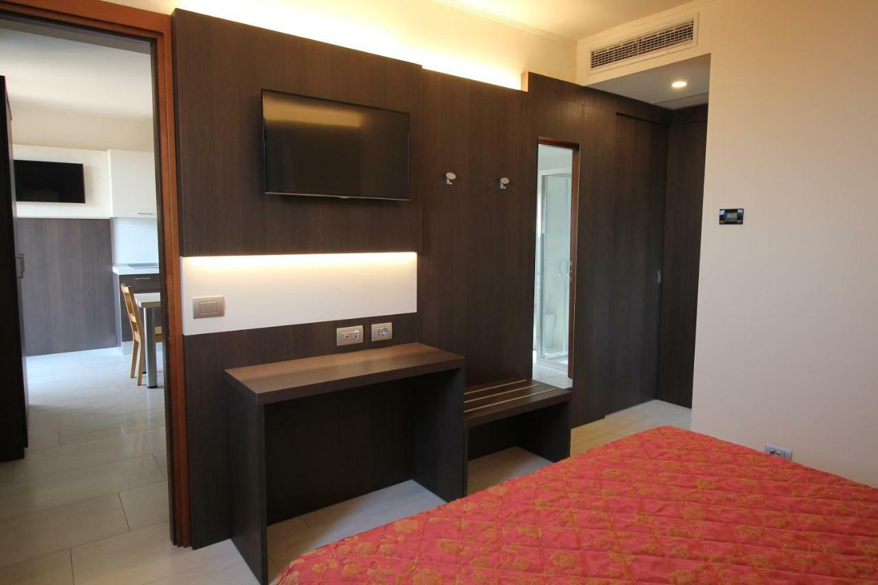 Aparthotel Del Prado Riva Ligure Exterior foto